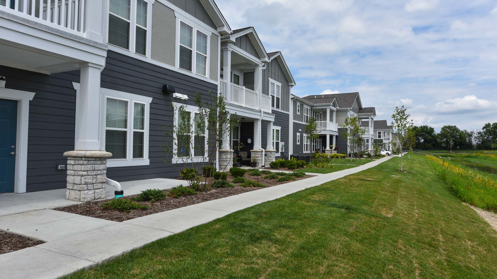 Photos of Springs at Orchard Road in North Aurora, IL